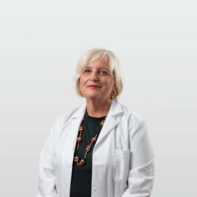 Ivana Valente - Ginecologa esperta in menopausa e colposcopia