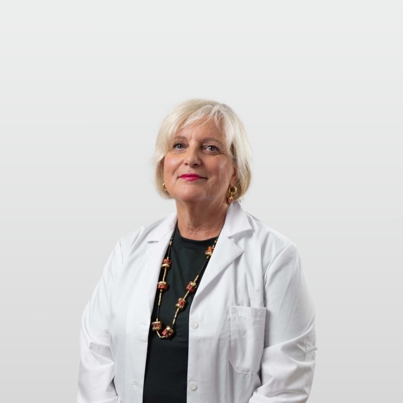 Ivana Valente - Ginecologa esperta in menopausa e colposcopia